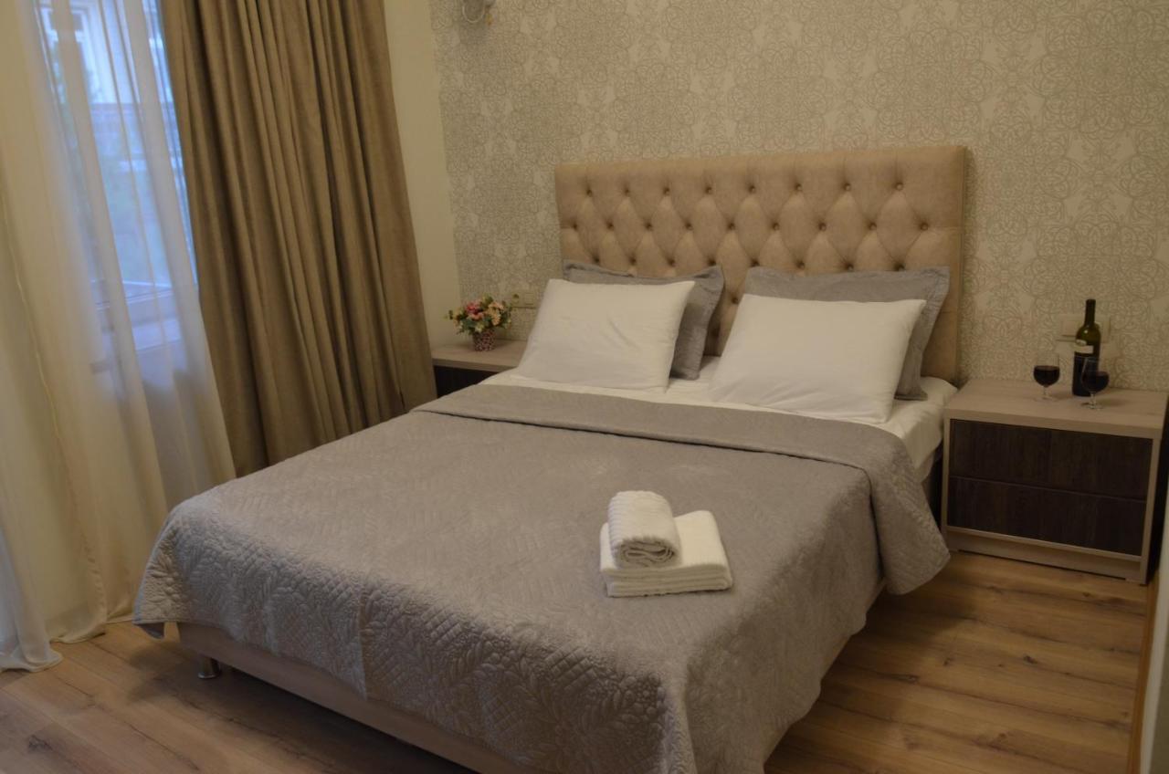 Hotel Griboedov Tbilisi Ngoại thất bức ảnh